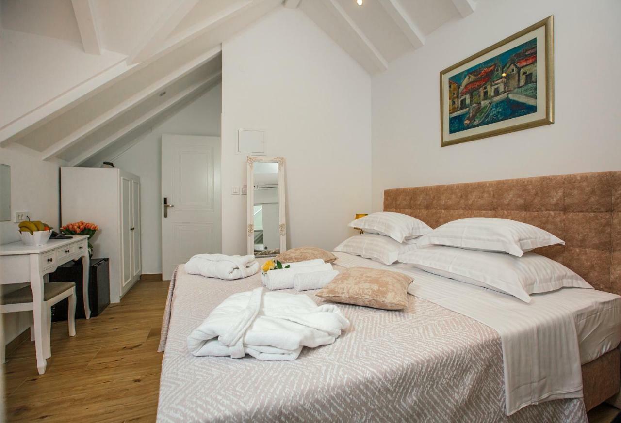 Heritage Dea Hvar 4*